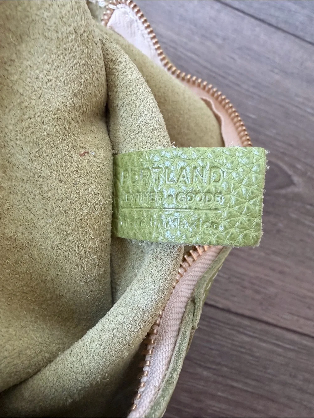 Portland Leather Goods Nora Shoulder Bag in Wasabi